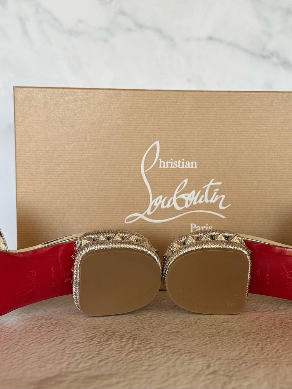 Christian Louboutin Pyramule 30 Silver Studded Mules Sandals EU 38 NEW - Picture 6 of 6